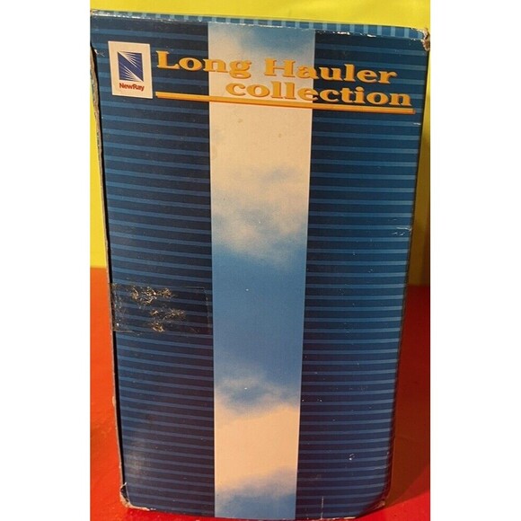 New Ray Peterbilt Model 379 Long Hauler Collection - Picture 4 of 5